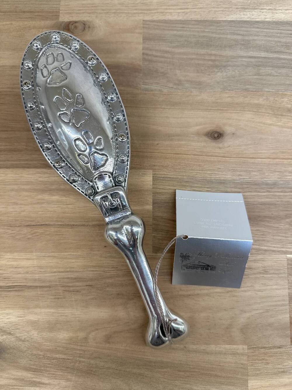 NEW ARTHUR COURT dog grooming brush in silver